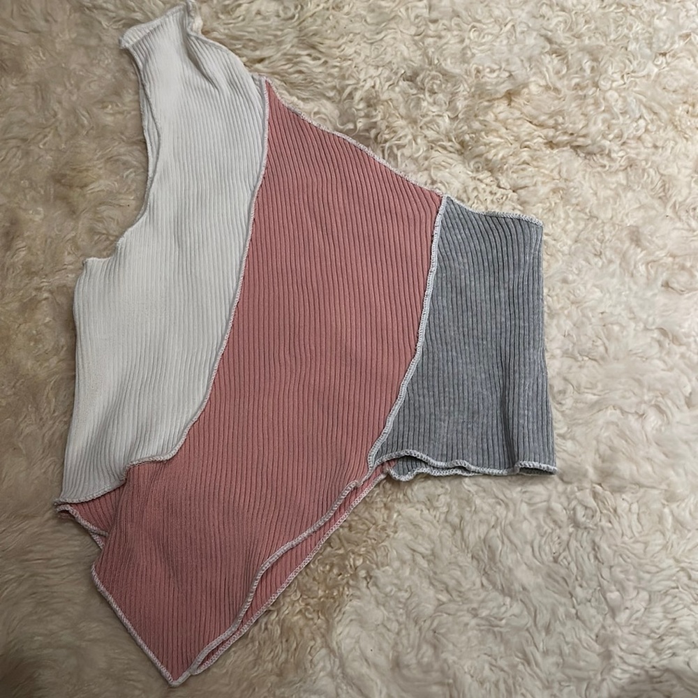Super cute one shoulder top
